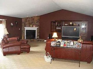 21408 Waterloo Rd, Chelsea, MI 48118