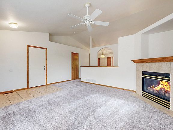 5th image of 1809 Moonstone Cir