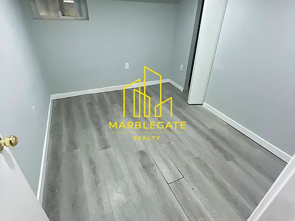 3rd image of 352 S 10th St #11