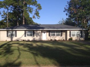 1808 Doncaster Dr, Albany, GA 31707
