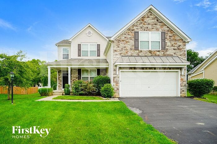 1st image of 106 Fox Glen Dr W