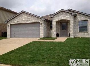 13729 Canyon Ranch Rd, Roanoke, TX 76262