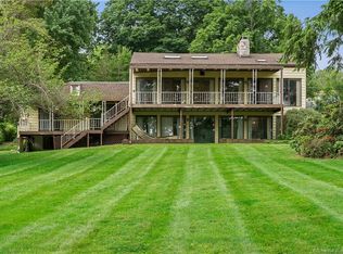 9 Powell St, Danbury, CT 06811