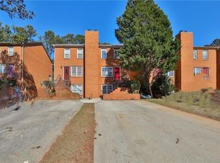 117 Davis Mill Ct, Lawrenceville, GA 30044