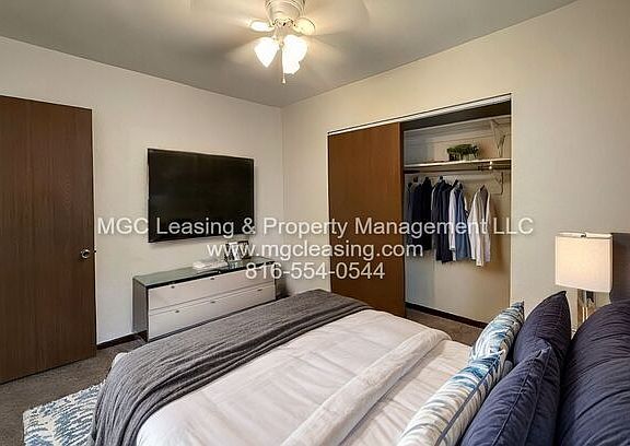 5th image of 307 SE Grand Ave Unit 2