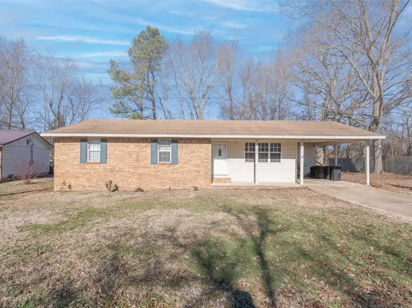 1909 Sunrise Cir, Poplar Bluff, MO 63901