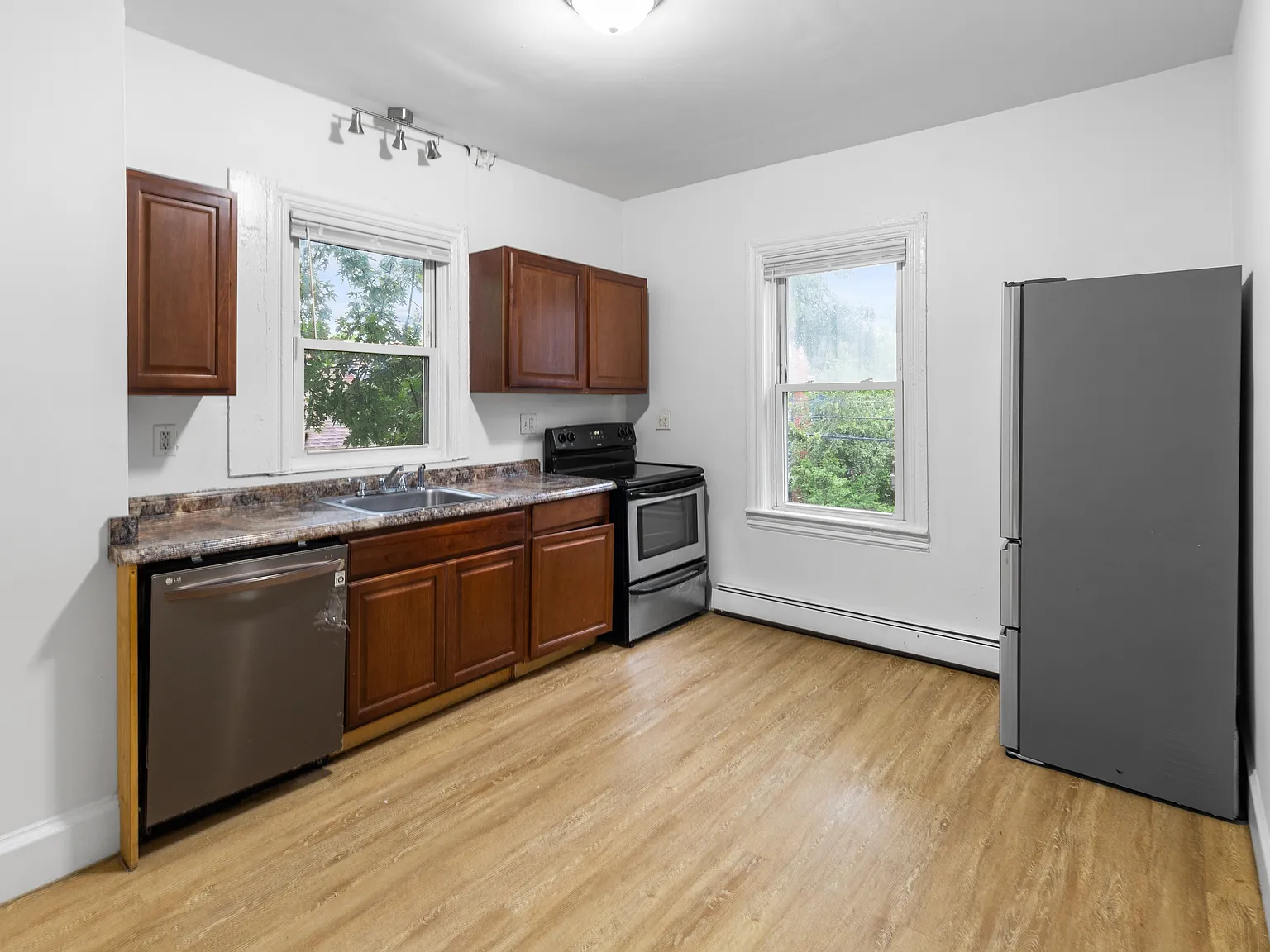 52 Dennis Avenue - 2 — Photo 2