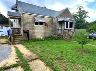 464 S 3rd St, Millville, NJ 08332