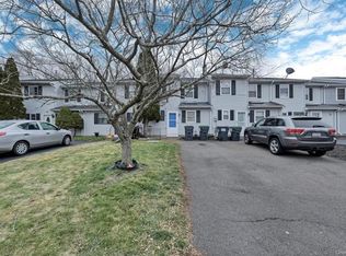 522 Saracino Dr, Maybrook, NY 12543