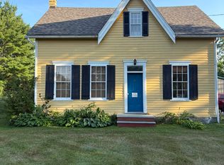 8 Hillcrest Rd, Ithaca, NY 14850
