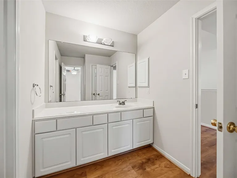 29526 Winton Wood Way — Photo 19