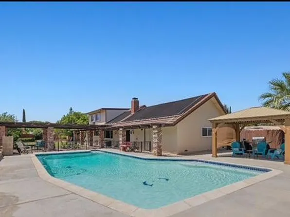 2520 Edam St, Lancaster, CA 93536