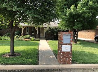 801 Arrah Ave, Friona, TX 79035