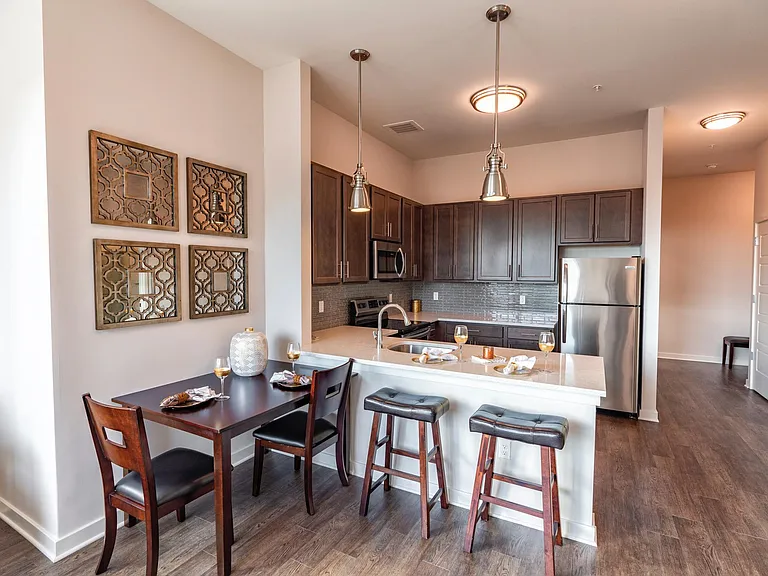 320 Valley St #209 — Photo 5