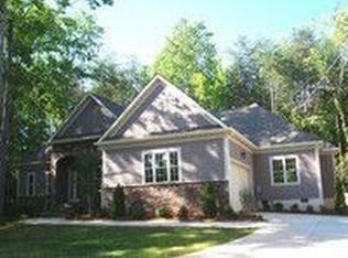 553 Oak Tree Rd, Mooresville, NC 28117