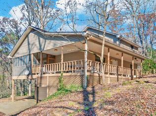 212 Martins Blf, Blairsville, GA 30512