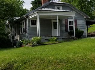 1163 Logan Rd, Bethel Park, PA 15102