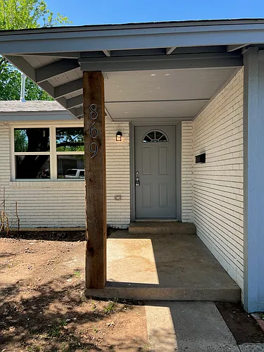 869 E Steed Dr Photo 1