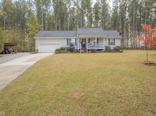 63 Wildwood Ct, Gay, GA 30218