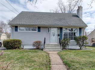 433 Parker St, Manchester, CT 06042