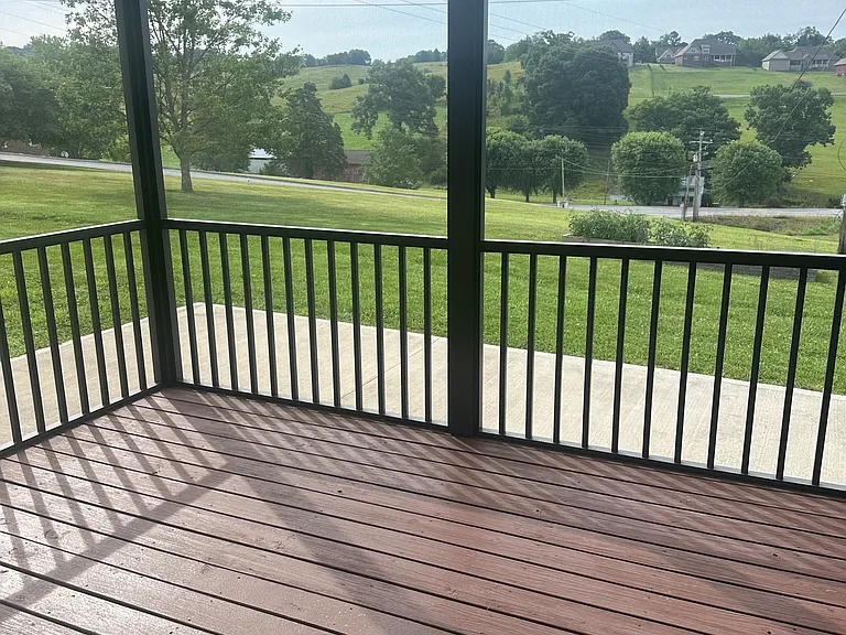 120 Cornerstone Ln — Photo 3