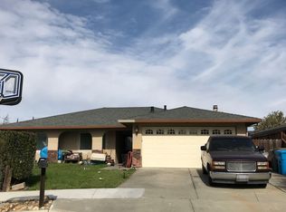 940 Plum Ct, Hollister, CA
