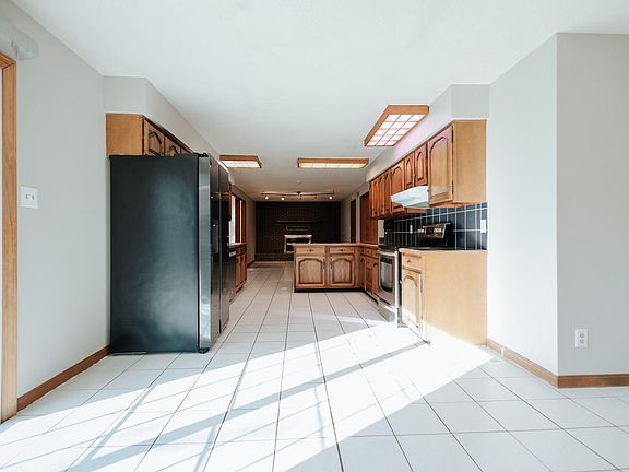 5th image of 4116 N Congress Ave