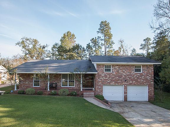 2nd image of 157 Bayou Cir