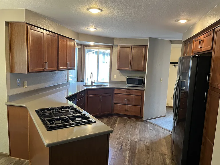 7410 Lazy South Ln NE — Photo 20