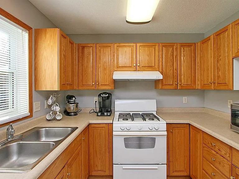 2503 Aster Ave — Photo 12