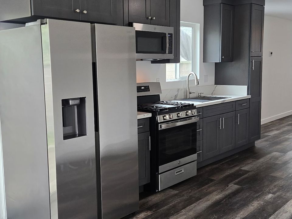 1st image of 3012 Maine Ave #A