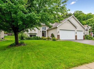 2360 Valley View Rd, Shakopee, MN 55379
