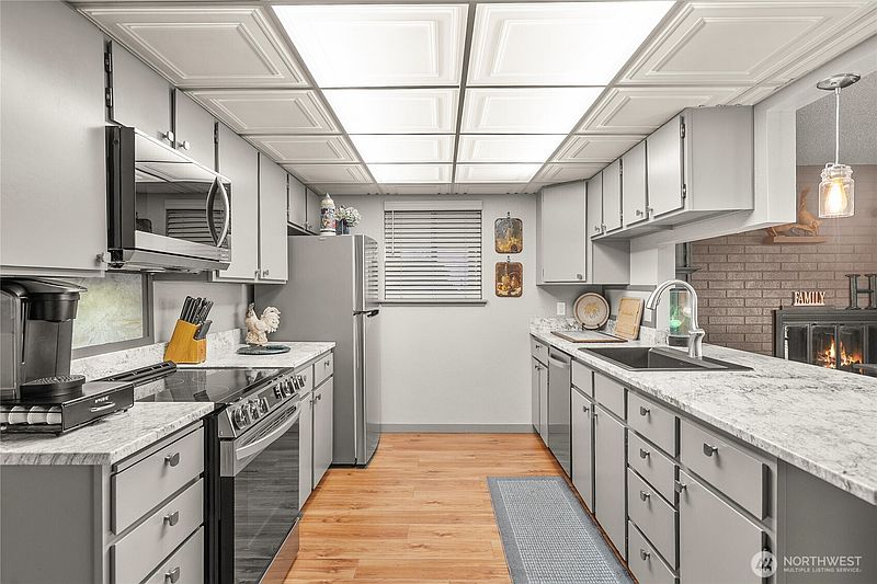 2nd image of 1301 S Third Avenue #15D