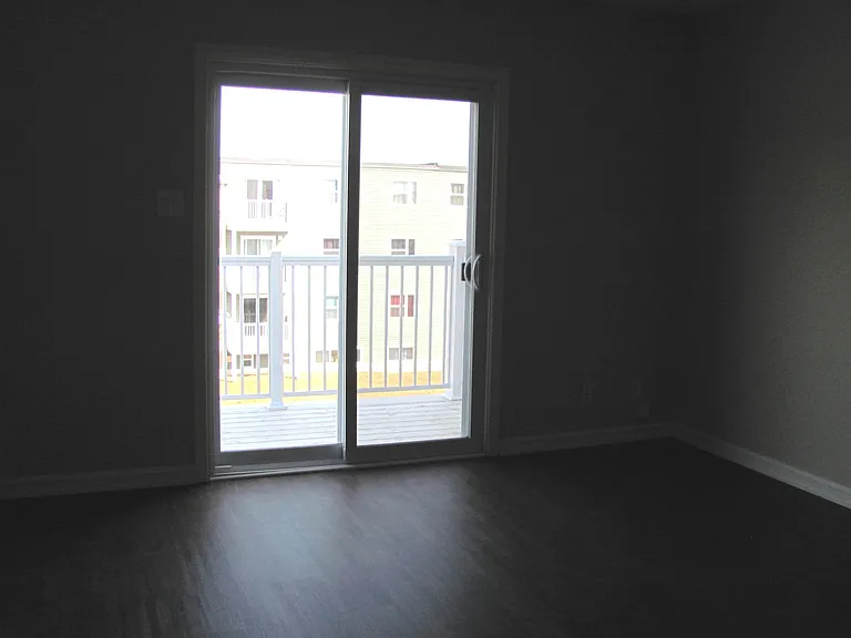 2 Tobin Cres — Photo 5