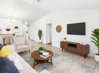 9977 Three Lakes Cir, Boca Raton, FL 33428