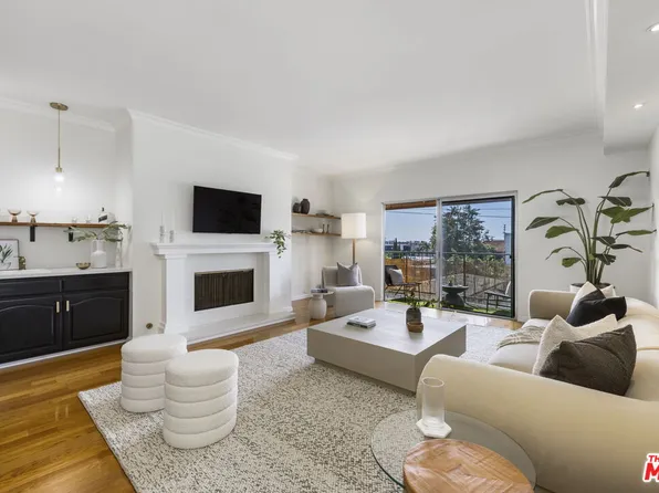 1441 Federal Ave APT 301, Los Angeles, CA 90025