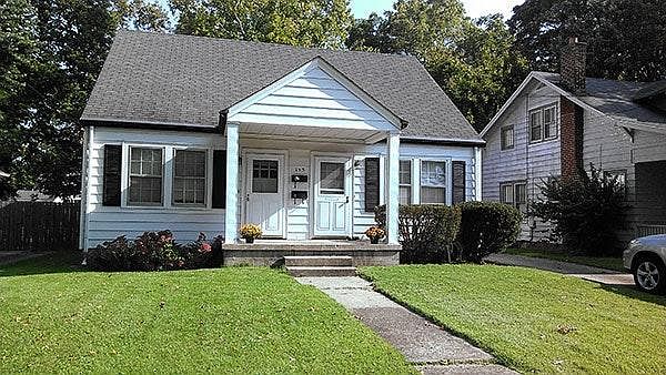 1st image of 153 1/2 Suburban Ct
