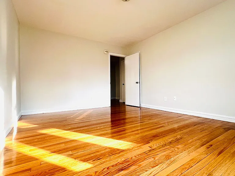 167 Norwood Ave — Photo 10