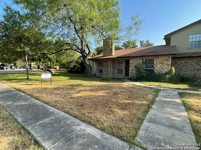 14412 Castlebury Dr — Photo 3