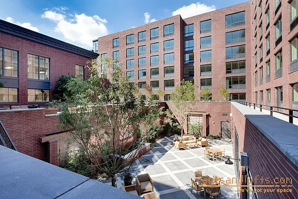 Rented by aptsandlofts.com | media 13