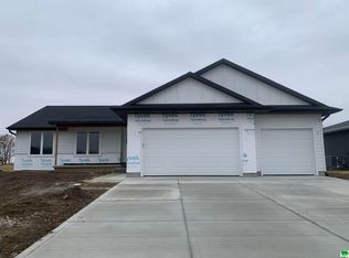 509 Jace Rd, Sergeant Bluff, IA 51054
