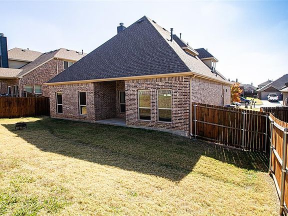 5th image of 1432 Clayton Ln