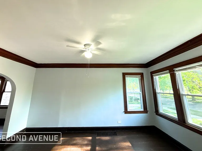 10437 S Wallace St — Photo 3
