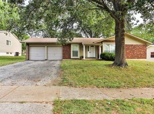 11843 Featherwood Dr, Saint Louis, MO 63146