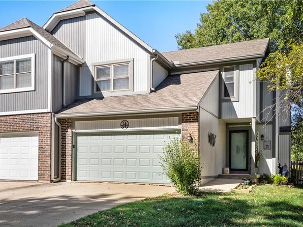 10922 W 115th St, Overland Park, KS 66210