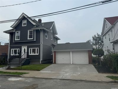 94-11 N 225th Street, Floral Park, NY, 11001