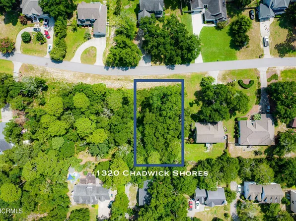 1320 Chadwick Shores Drive, Sneads Ferry, NC 28460