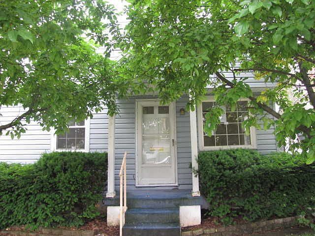 1st image of 1724 Gondert Ave