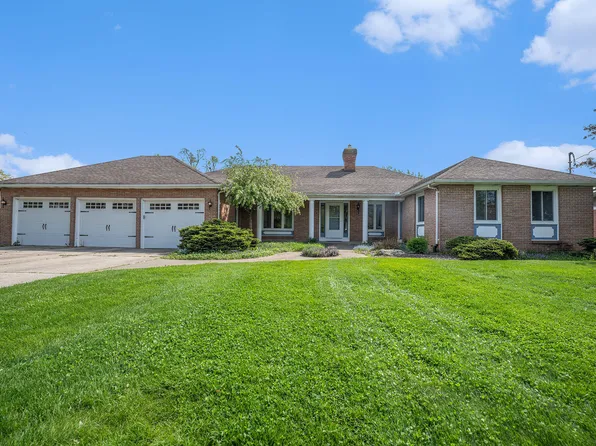 5359 Woodmont Dr, Portage, MI 49002