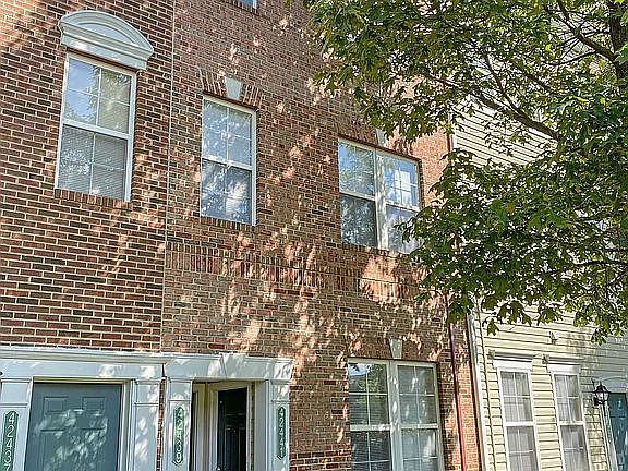 2nd image of 42441 Rockrose Sq
